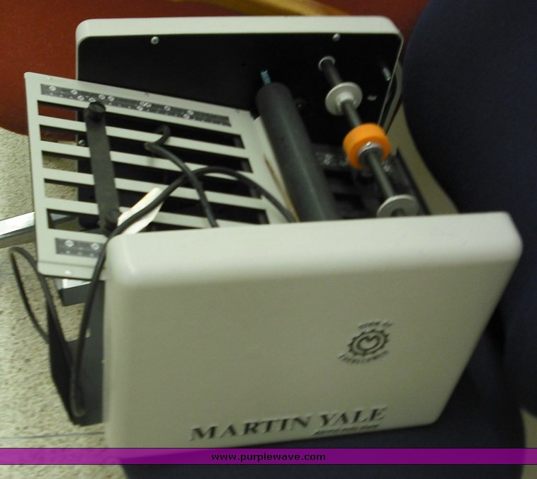 image for item 3897 Martin Yale auto folder