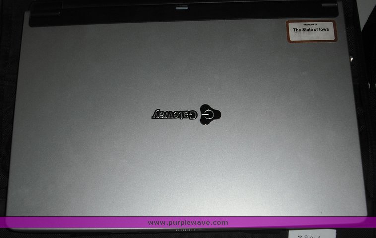 image for item 3904 (2) gateway M210E laptops