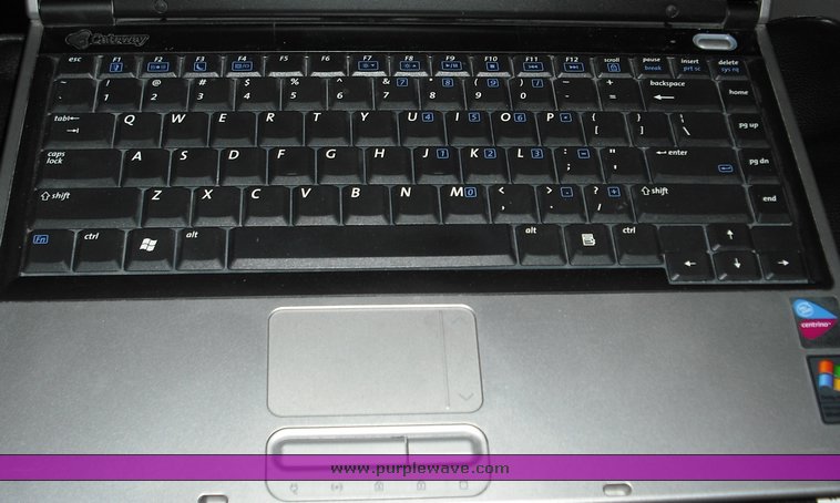 image for item 3907 (2) Gateway laptops