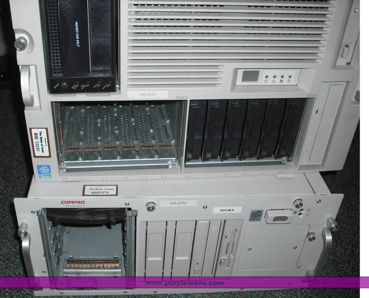 image for item 3915 (3) HP Pro-liant DL 320