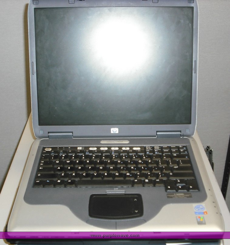 image for item 3918 (5) HP Compaq NX 9010 laptops