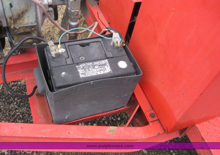 image for item 3905 1993 Craft EZ POUR 200 asphalt crack seal machine