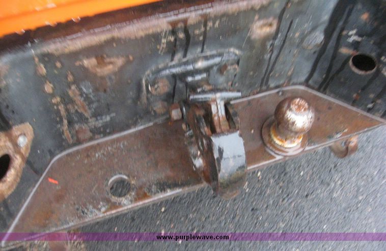 image for item 6385 1999 Chevrolet C2500 pickup truck