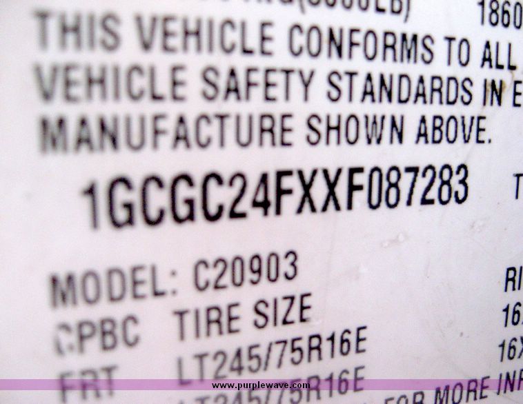 image for item 6386 1999 Chevrolet C2500 pickup truck