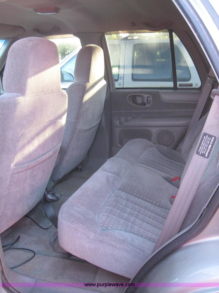 image for item 6531 2001 Chevrolet Blazer LS