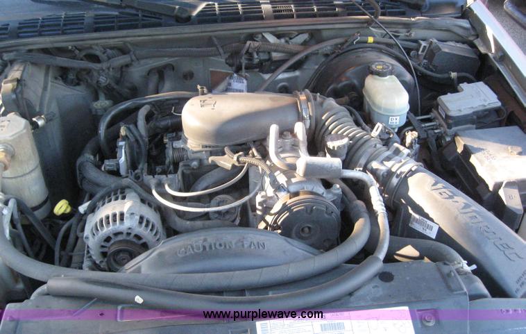 image for item 6531 2001 Chevrolet Blazer LS