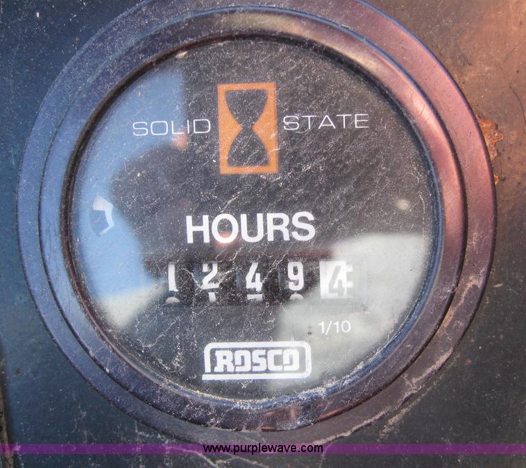 image for item 6540 1991 Rosco Compact 460 roller