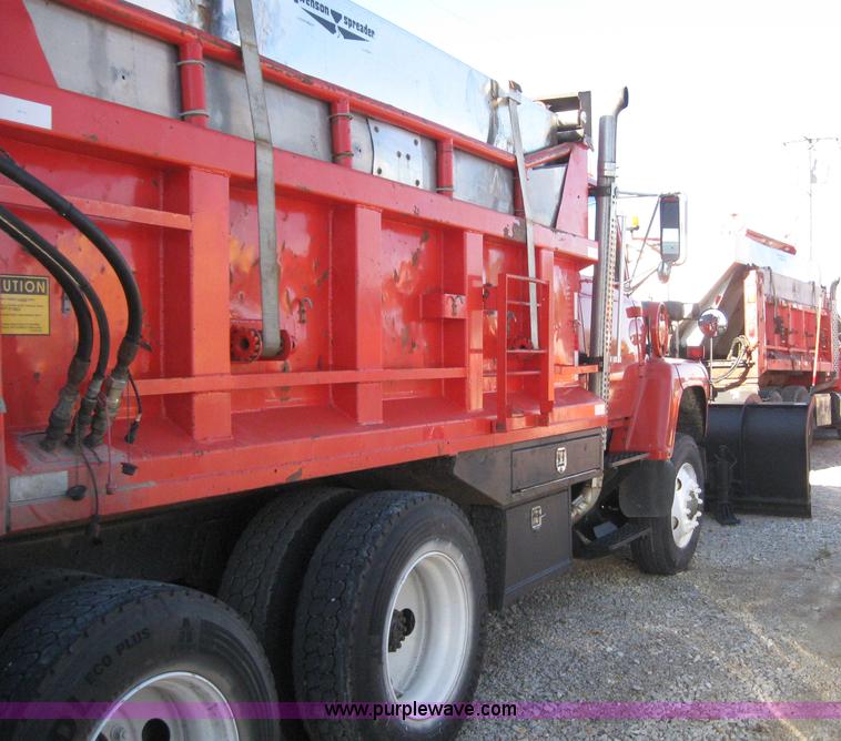 image for item 6543 1995 Ford Conventional N LNT8000F dump truck with 13' dump bed and hoist