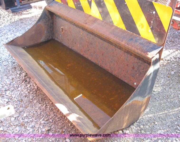 image for item 6547 1998 New Holland 6640SL wheel tractor