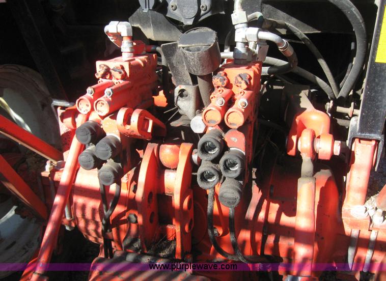 image for item 6547 1998 New Holland 6640SL wheel tractor