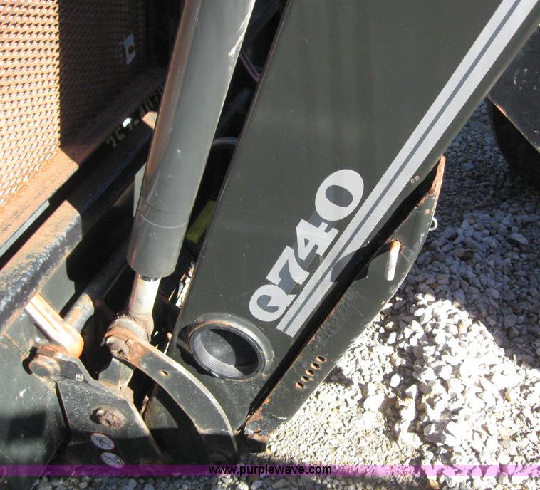 image for item 6547 1998 New Holland 6640SL wheel tractor