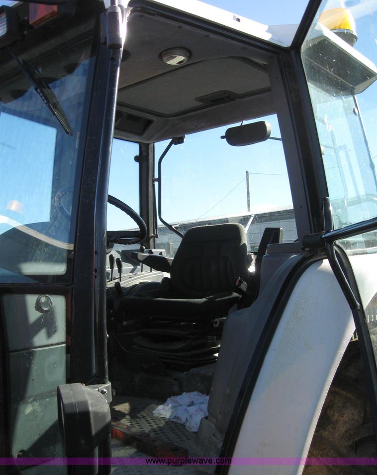 image for item 6547 1998 New Holland 6640SL wheel tractor