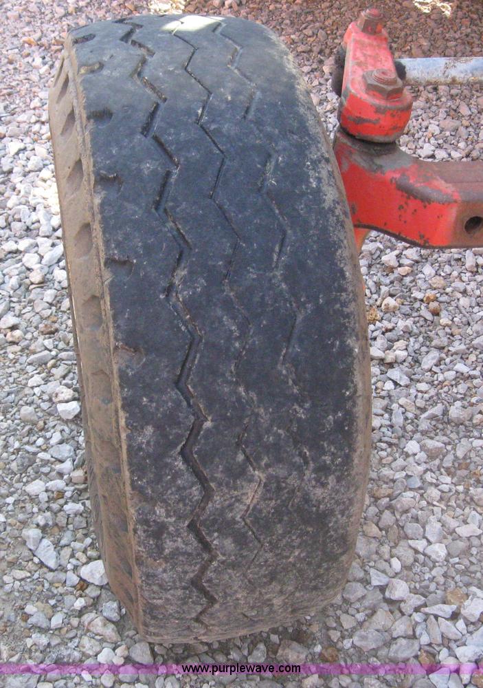 image for item 6547 1998 New Holland 6640SL wheel tractor