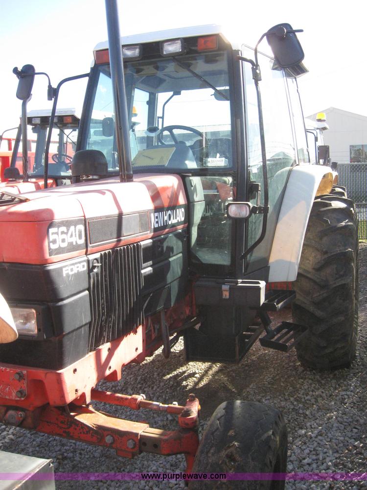 image for item 6548 1998 New Holland 5640SL wheel tractor