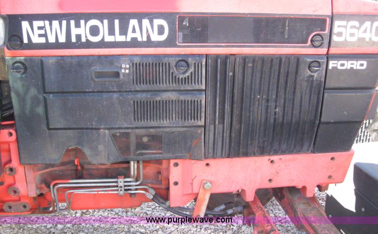 image for item 6548 1998 New Holland 5640SL wheel tractor