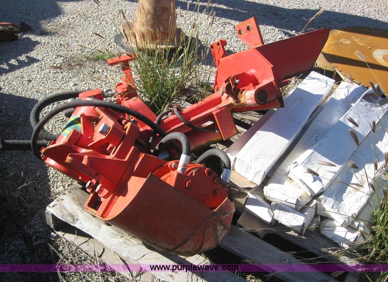 image for item 6548 1998 New Holland 5640SL wheel tractor