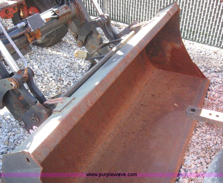 image for item 6549 1998 New Holland 6640SL wheel tractor