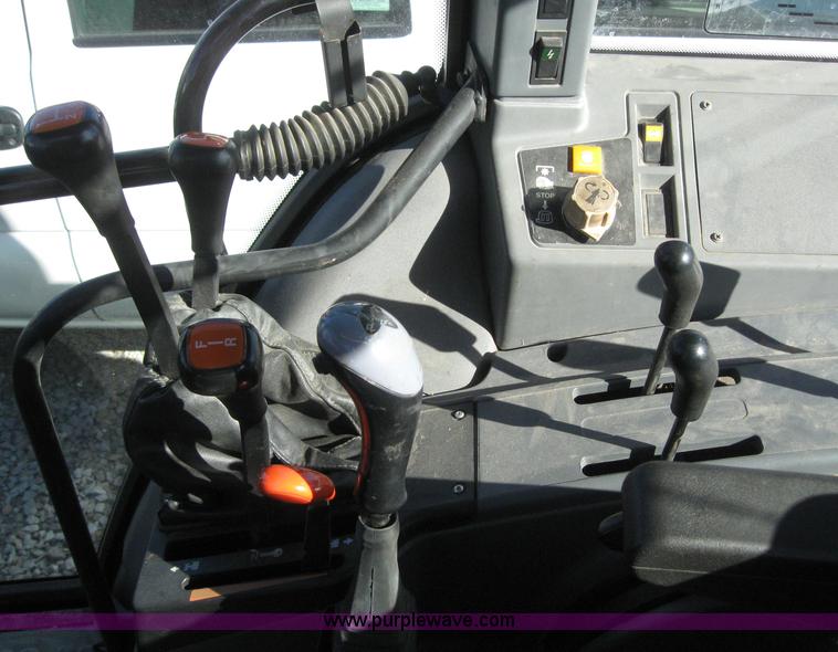 image for item 6549 1998 New Holland 6640SL wheel tractor