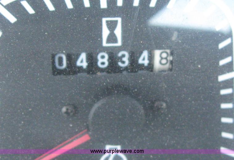 image for item 6549 1998 New Holland 6640SL wheel tractor