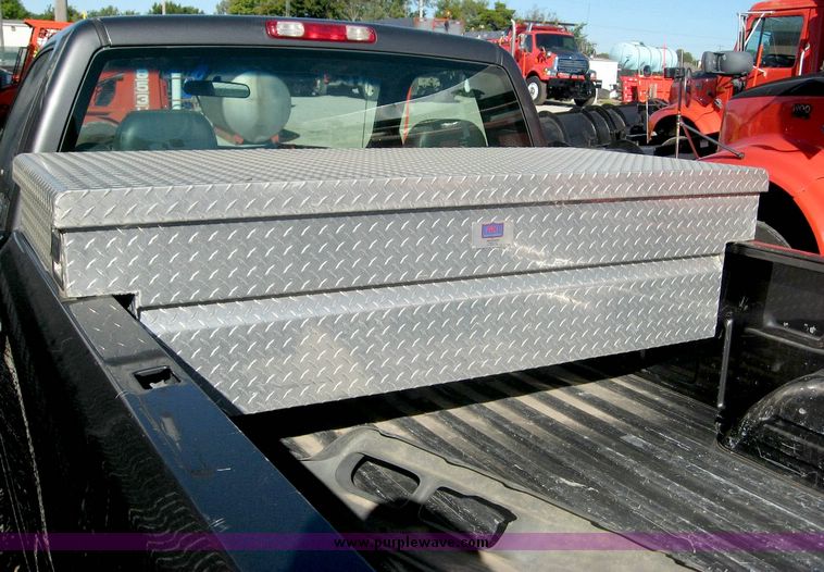 image for item 6551 2002 Chevrolet C1500 Silverado