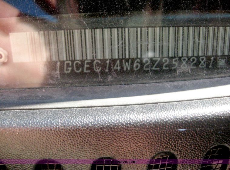 image for item 6551 2002 Chevrolet C1500 Silverado