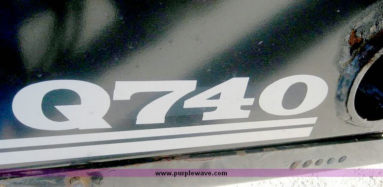 image for item 6553 2004 Quicke Q740 tractor-mounted loader