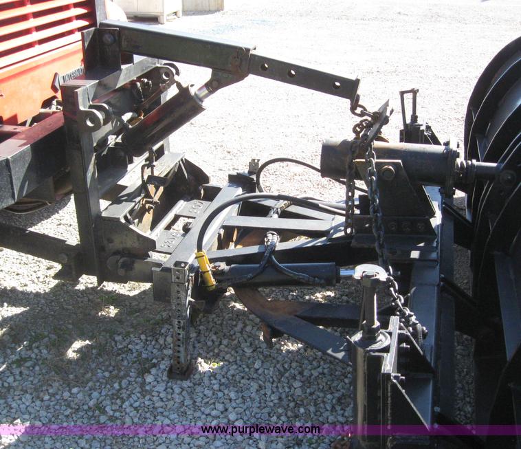 image for item 6554 1997 International 4900 truck with 13' dump bed and hoist