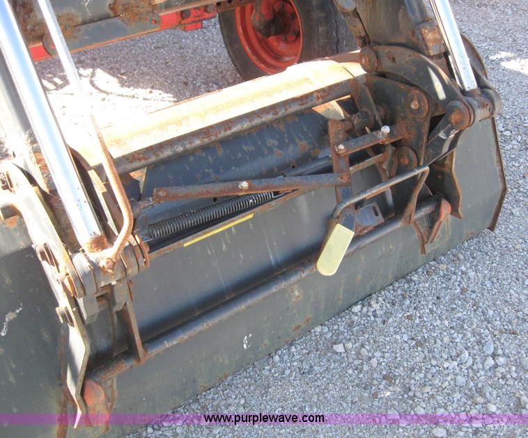 image for item 6555 1998 New Holland 6640SL wheel tractor