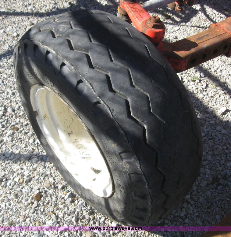 image for item 6555 1998 New Holland 6640SL wheel tractor