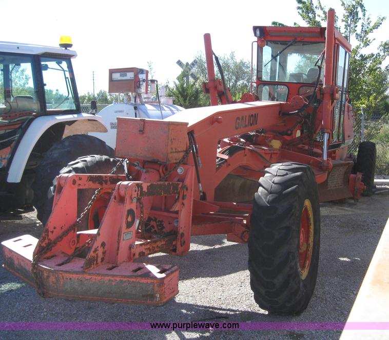 image for item 6556 1996 Galion 830B motor grader