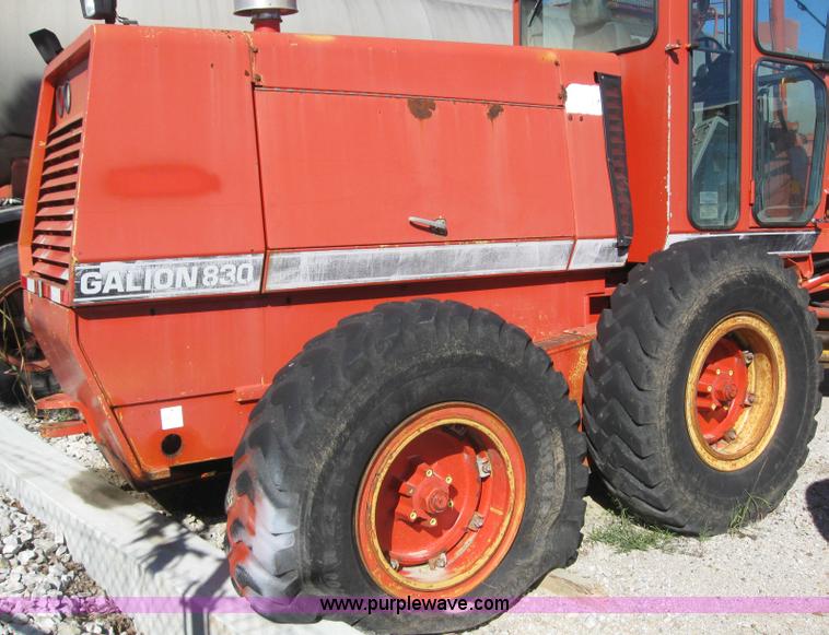 image for item 6556 1996 Galion 830B motor grader