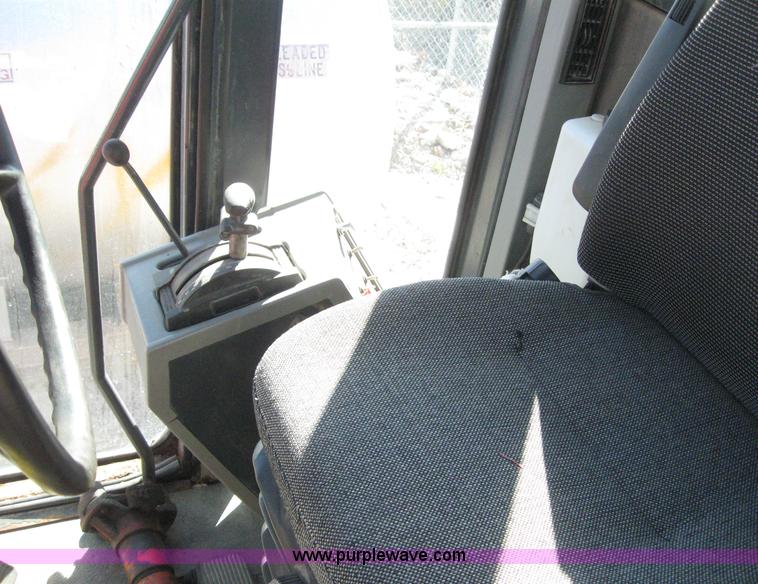 image for item 6556 1996 Galion 830B motor grader