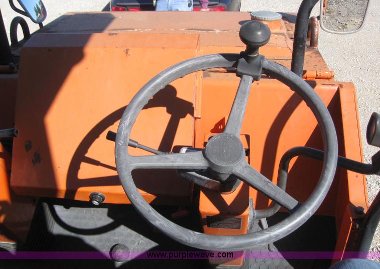 image for item 6558 1993 Hamm DV6K roller