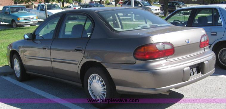 image for item 6562 2002 Chevrolet Malibu