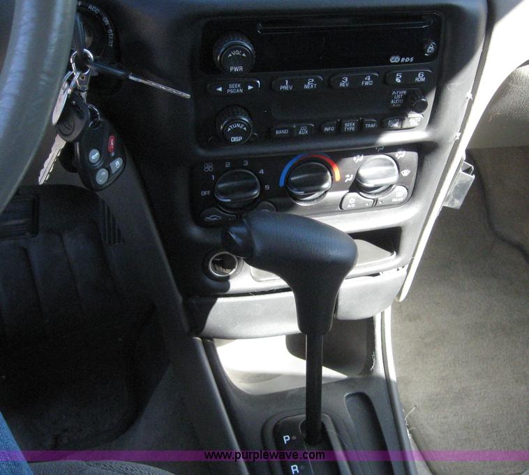 image for item 6562 2002 Chevrolet Malibu