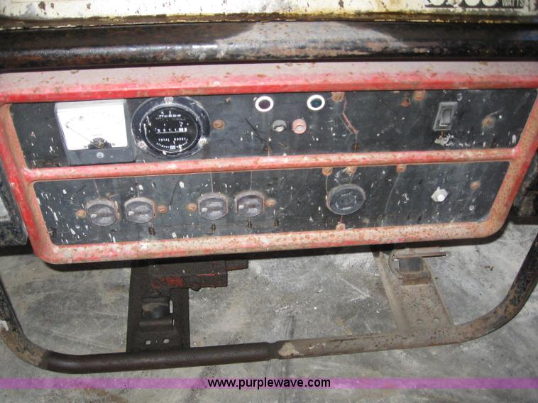 image for item 6582 1988 Homelite HG3500 portable generator