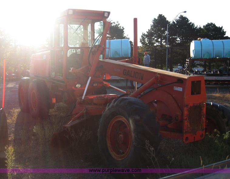 image for item 6619 1993 Galion 830 motor grader