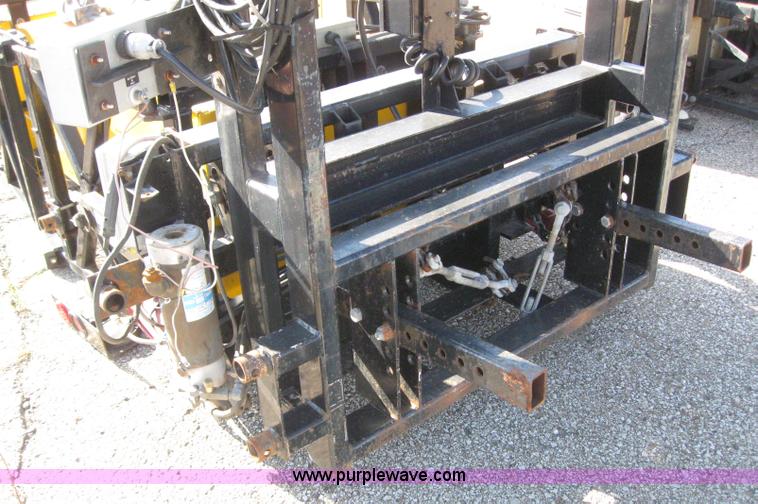 image for item 6629 1999 Enabs Safe-Stop energy absorption crash attenuator