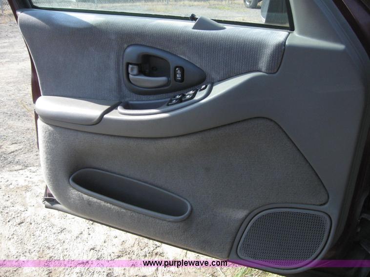 image for item 6632 2001 Chevrolet Lumina