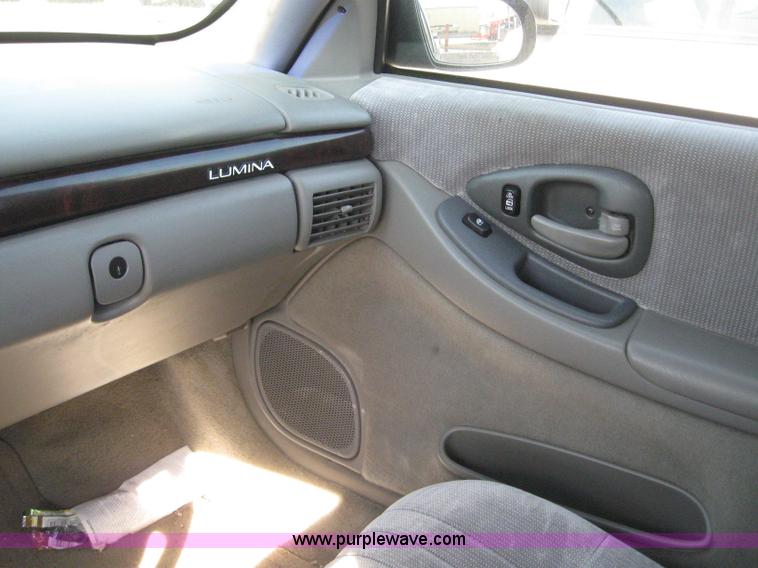 image for item 6632 2001 Chevrolet Lumina