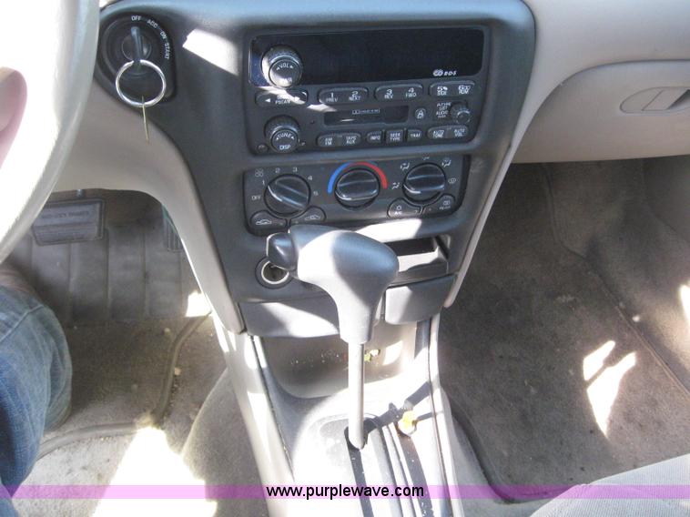 image for item 6633 2001 Chevrolet Malibu