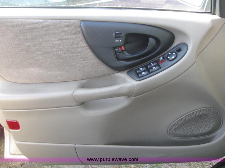 image for item 6633 2001 Chevrolet Malibu