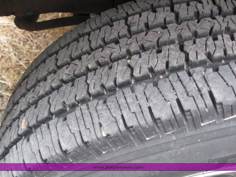 image for item 6651 1999 Ford Econoline E350 super duty cargo van