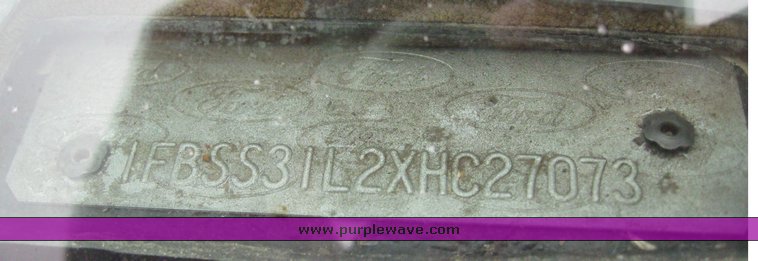 image for item 6651 1999 Ford Econoline E350 super duty cargo van