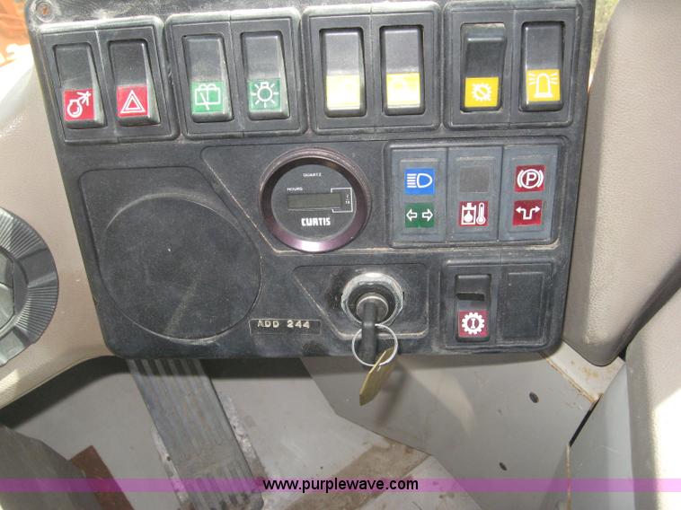 image for item 6655 1996 Fiat-Allis FR160 articulating wheel loader