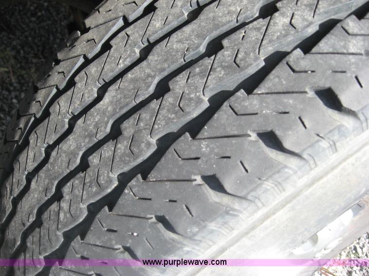 image for item 6658 2001 Dodge Ram 1500 extended cab pickup