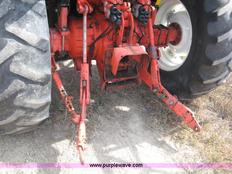 image for item 6665 1996 New Holland 6640SL wheel tractor