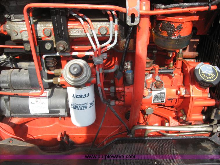 image for item 6665 1996 New Holland 6640SL wheel tractor