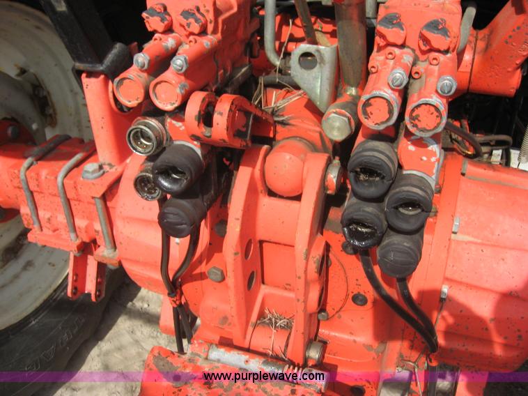 image for item 6666 1998 New Holland 6640SL wheel tractor