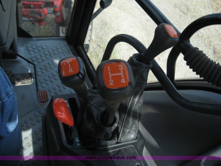 image for item 6666 1998 New Holland 6640SL wheel tractor